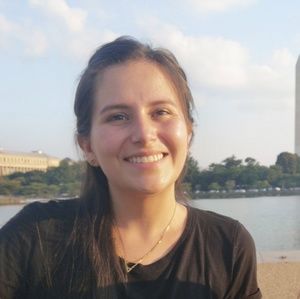 Meet your Posher, Lorena